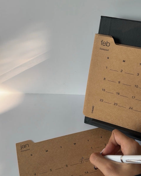 Kraft Table Stand Calendar 2026